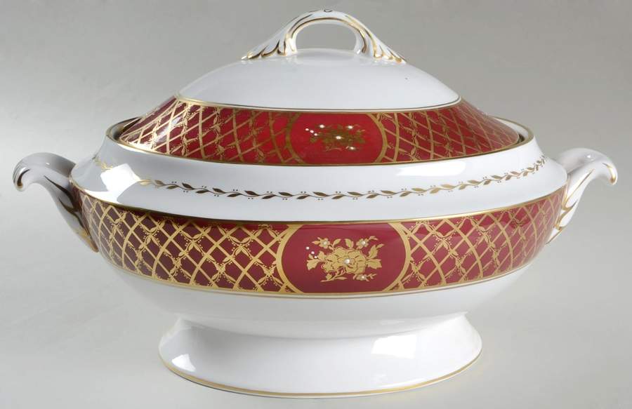 Viscount Crimsom Tureen &  Lid by Spode-1