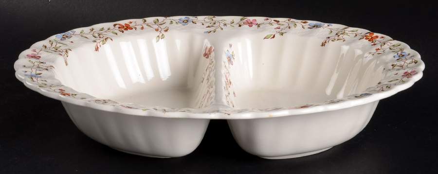 Wicker Dale 11" Oval Divided Vegetable Bowl by Spode-1