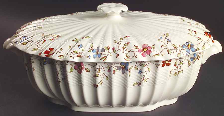 Wicker Dale Oval Tureen & Lid by Spode-1