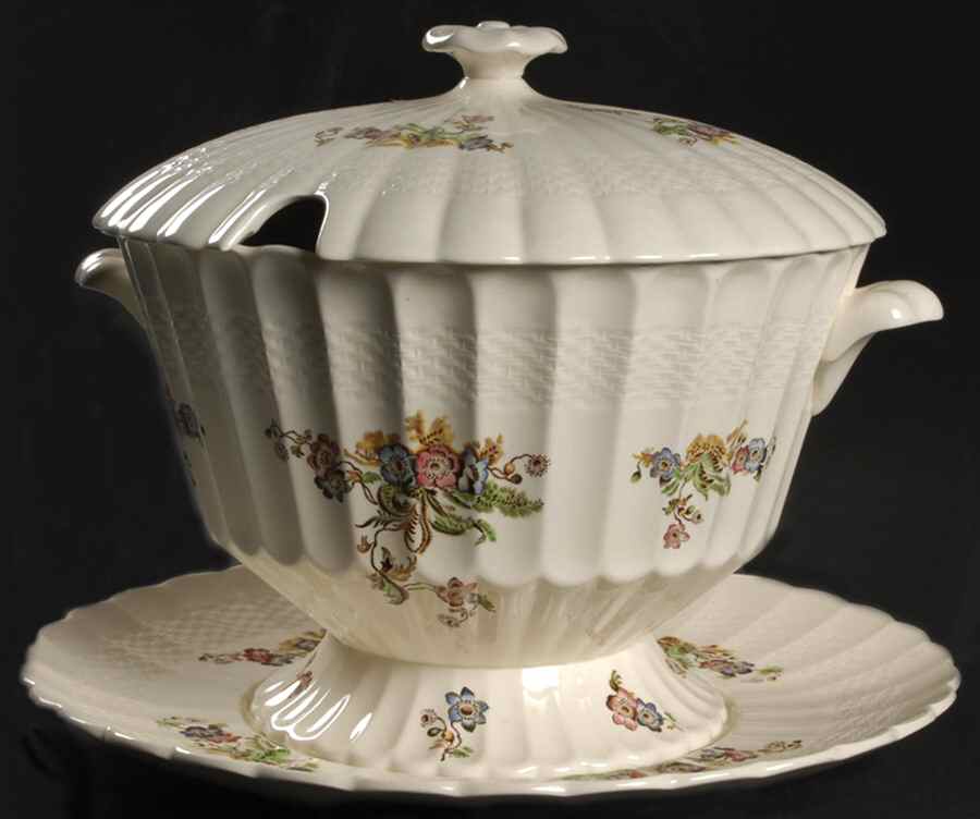 Wicker Lane (Basket Weave) Tureen & Lid w/Underplate by Spode-1