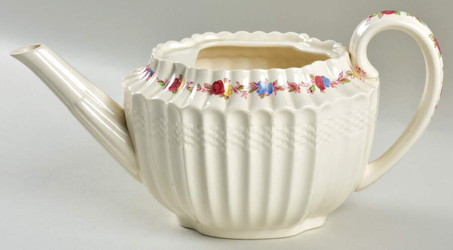 Wicker Rose Teapot No Lid by Spode-1