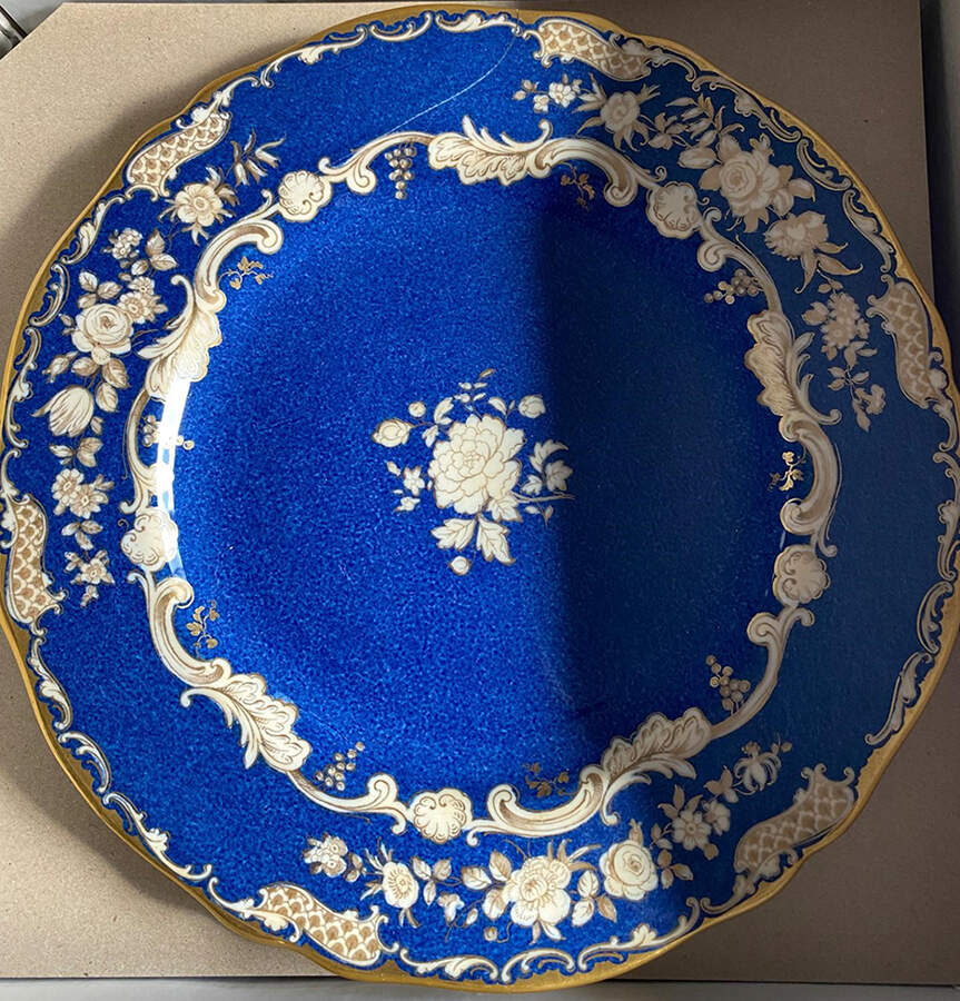 Y1426 Dinner Plate by Spode-1