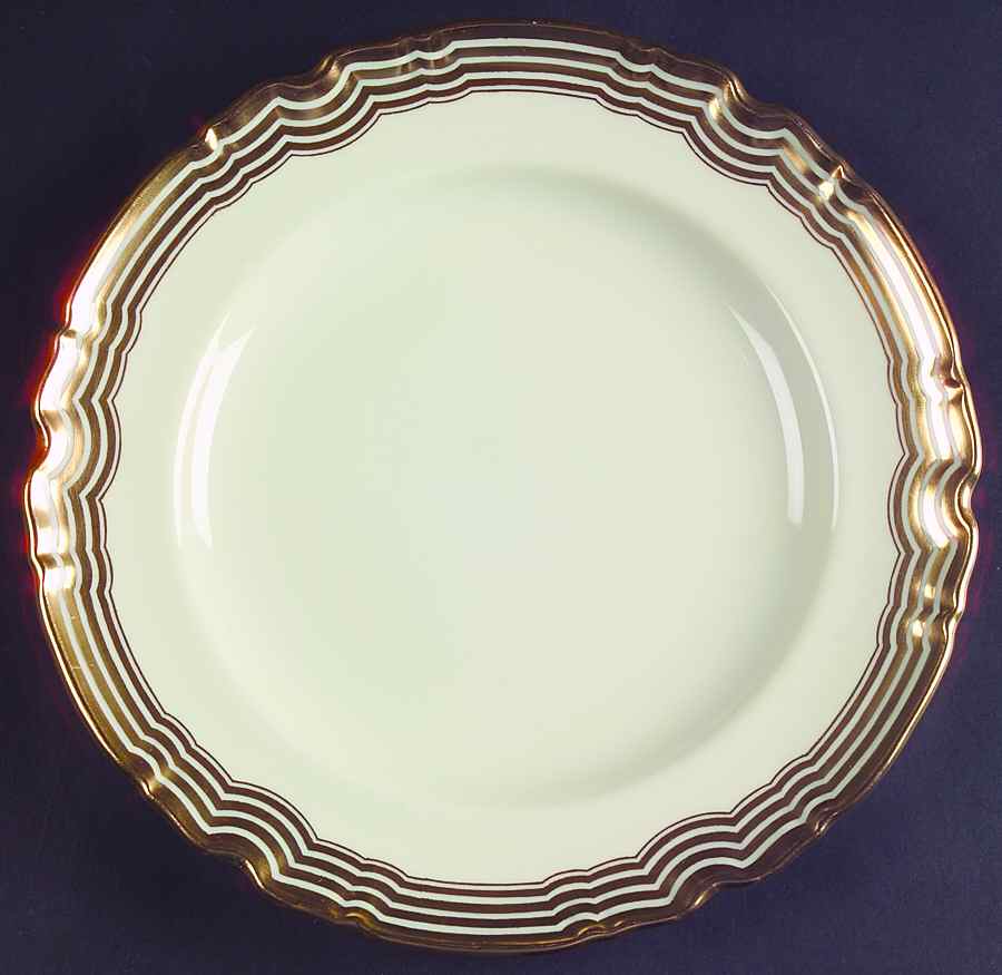 Y1900 Luncheon Plate by Spode-1