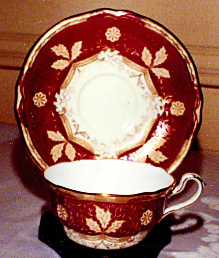 Y1915 Footed Cup & Saucer Set by Spode-1