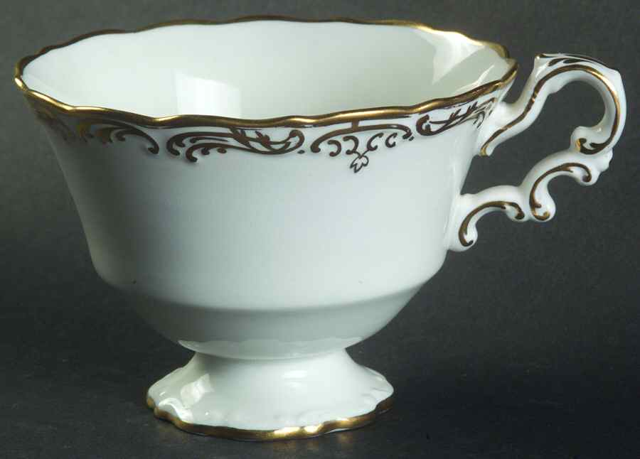 Y3087 Footed Cup by Spode-1
