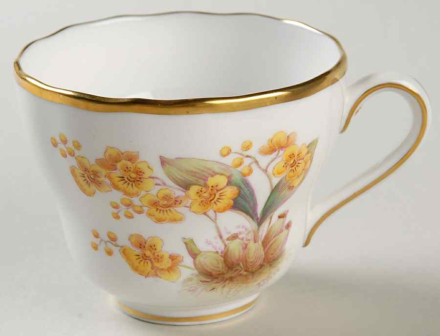 Y5552 (Scalloped) Footed Cup by Spode-1