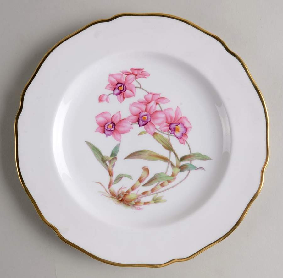 Y5552 (Scalloped) Luncheon Plate by Spode-1