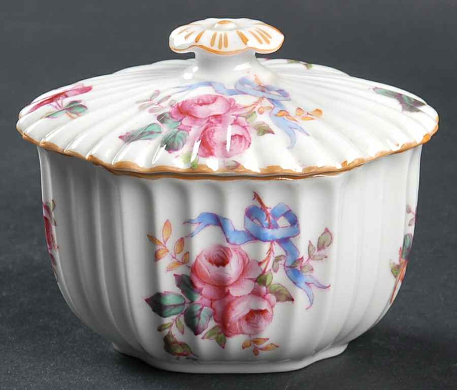 Y5775 Mini Sugar Bowl & Lid by Spode-1
