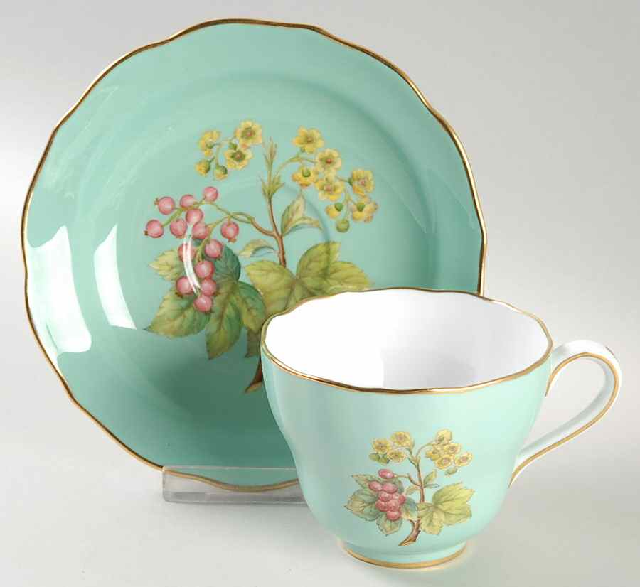 Y6630 Flat Cup & Saucer Set by Spode-1