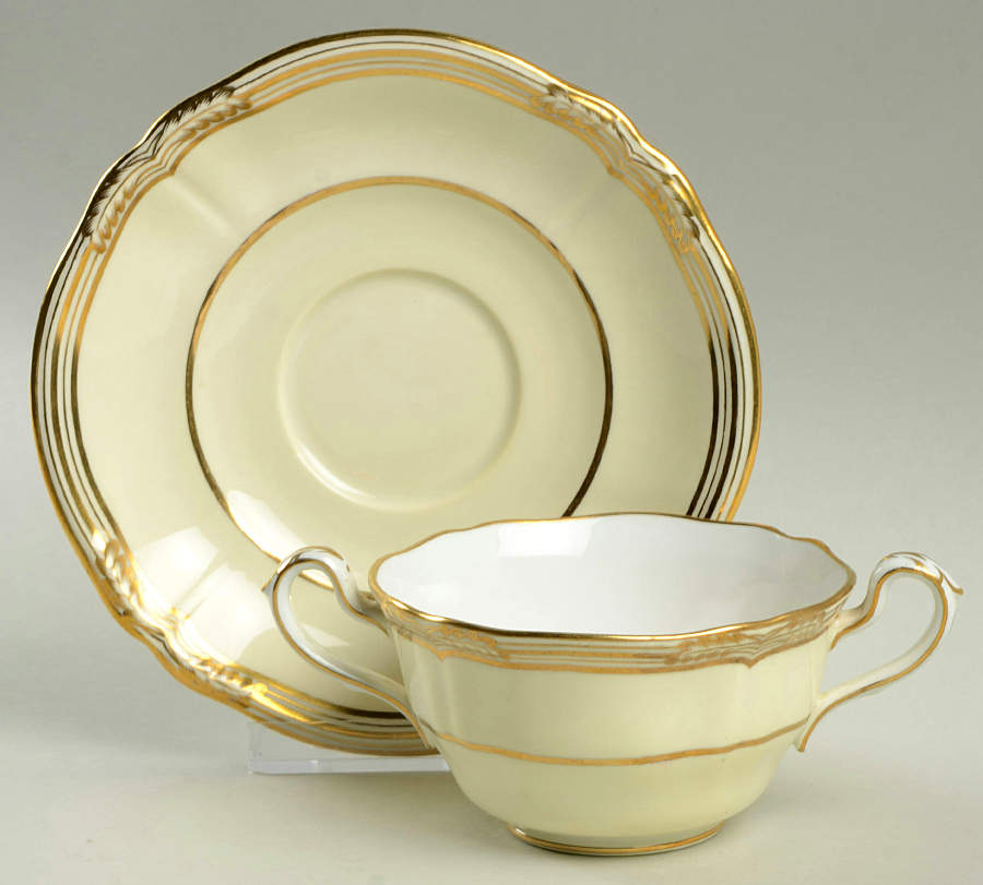 Y816 Flat Bouillon Cup & Saucer by Spode-1