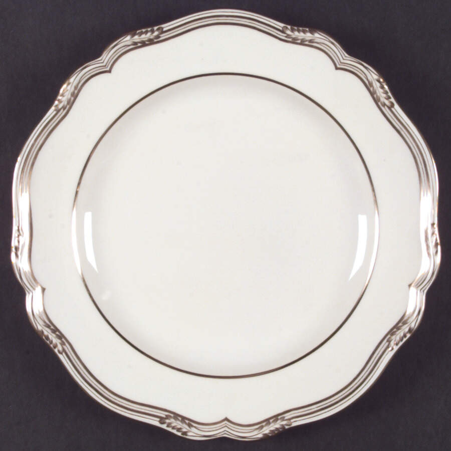 Y816 Dinner Plate by Spode-1