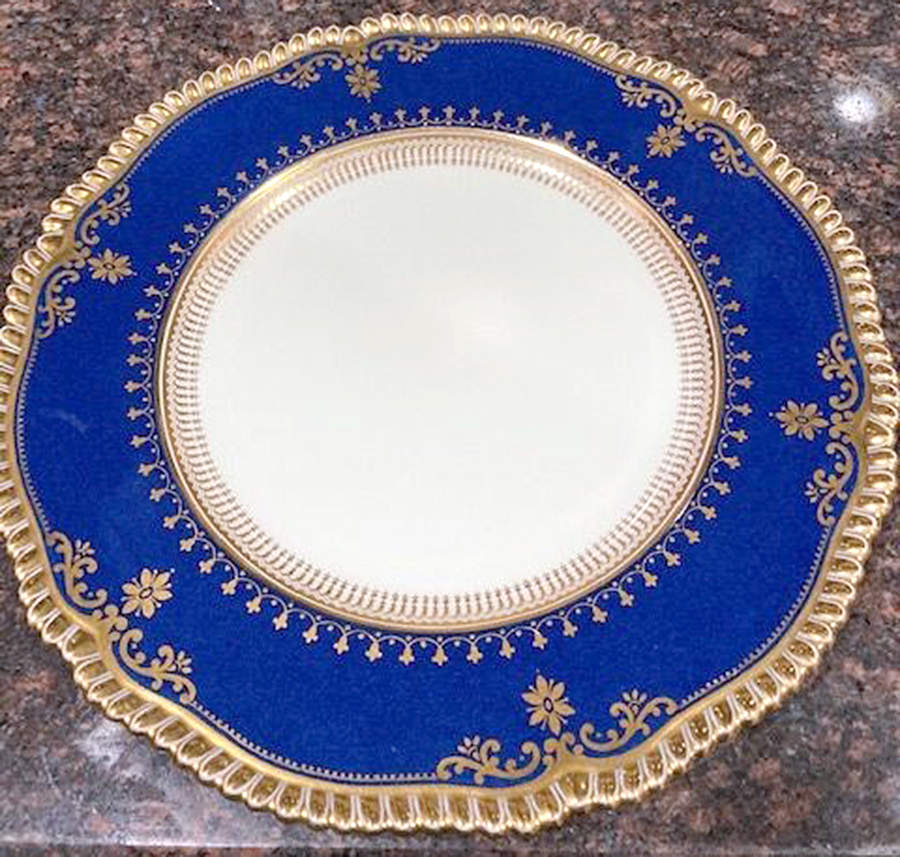 Y907 Dinner Plate by Spode-1