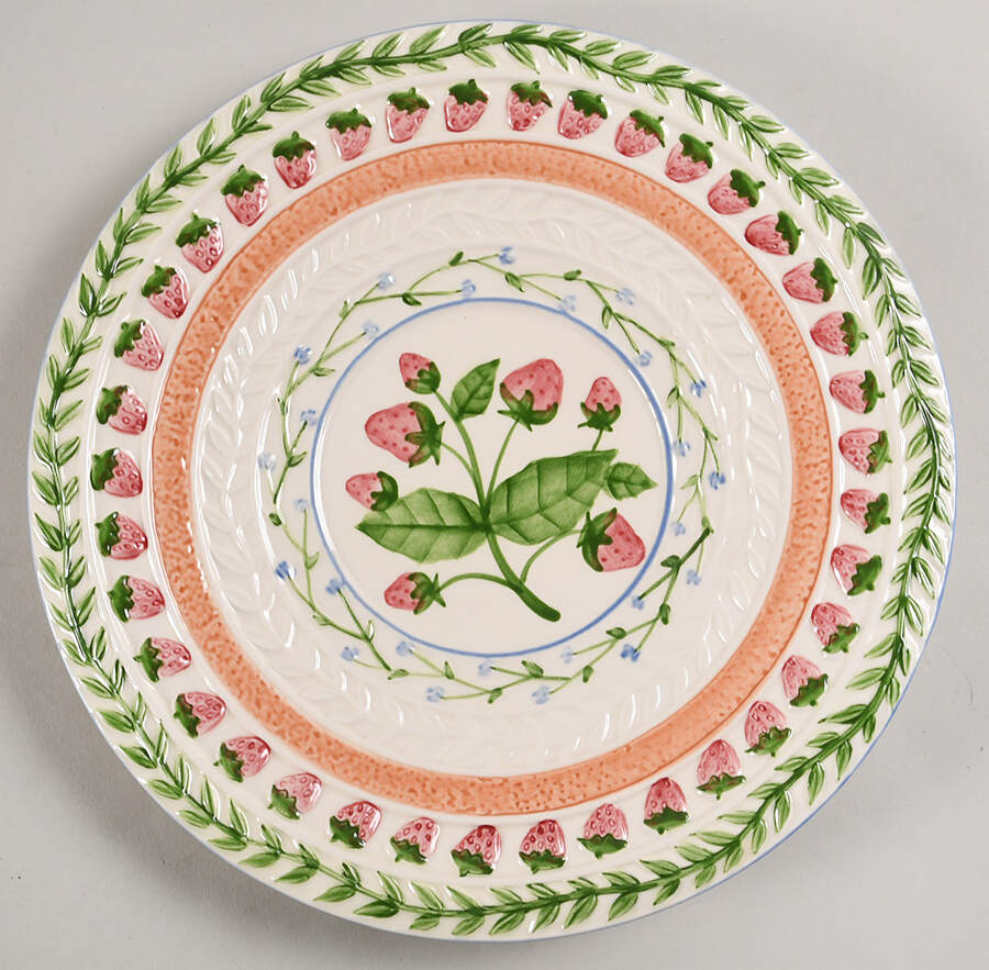 Fresh N' Fruity Salad Plate by Strata Group-1