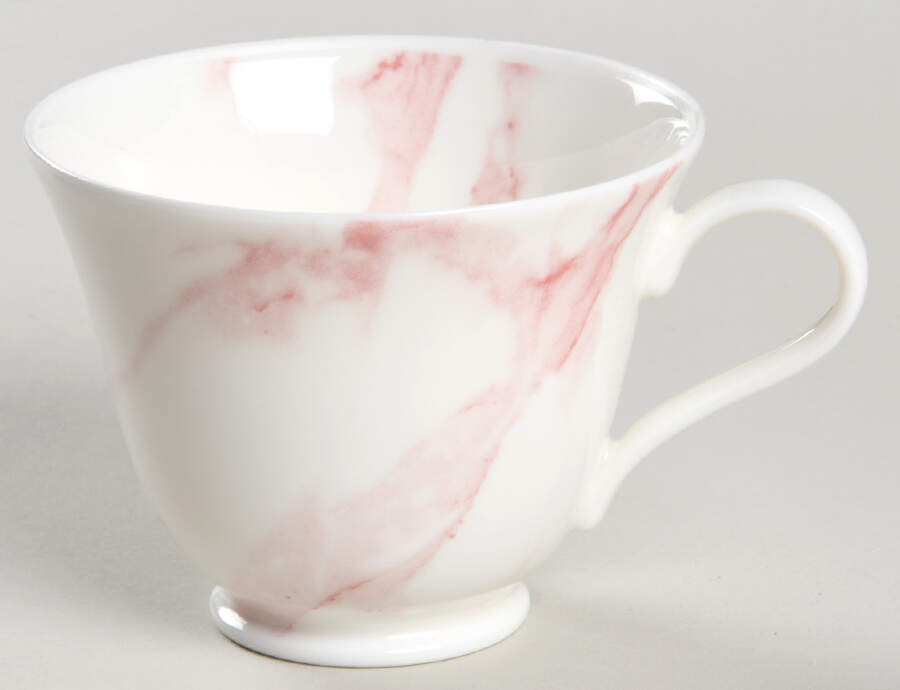 Calacatta Pink Footed Cup by Sasaki-1