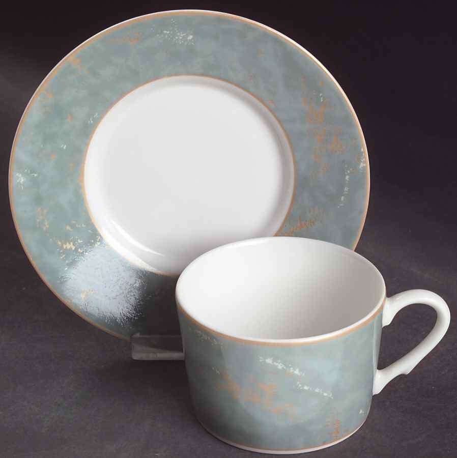 Claudius Flat Cup & Saucer Set by Sasaki-1