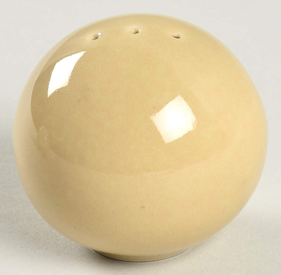 Colorstone Wheat (Textured) Pepper Shaker by Sasaki-1