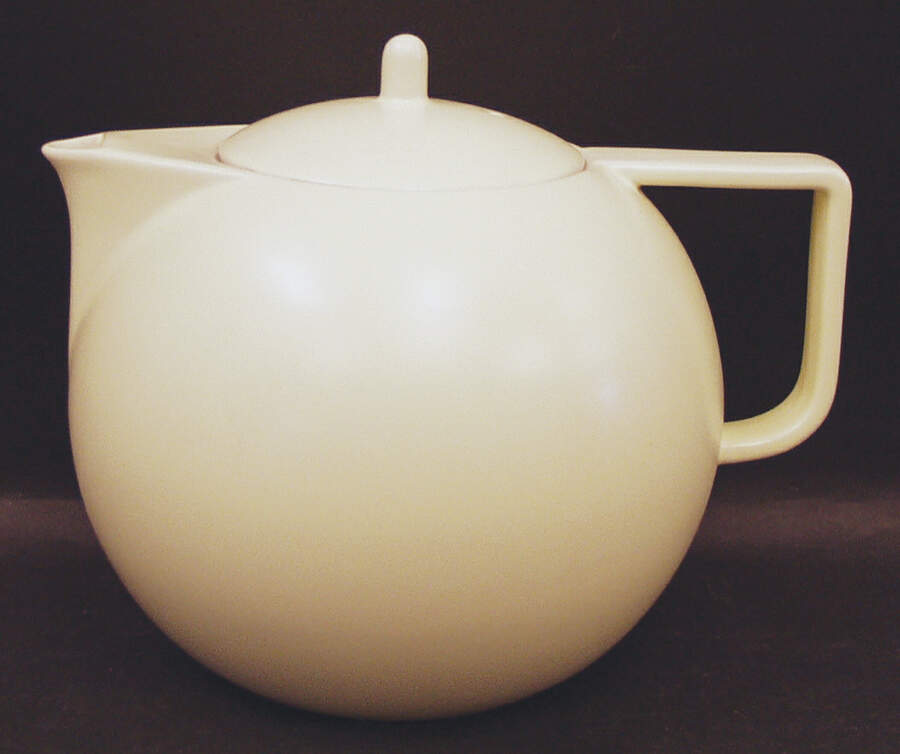 Colorstone Matte Yellow Teapot & Lid by Sasaki-1