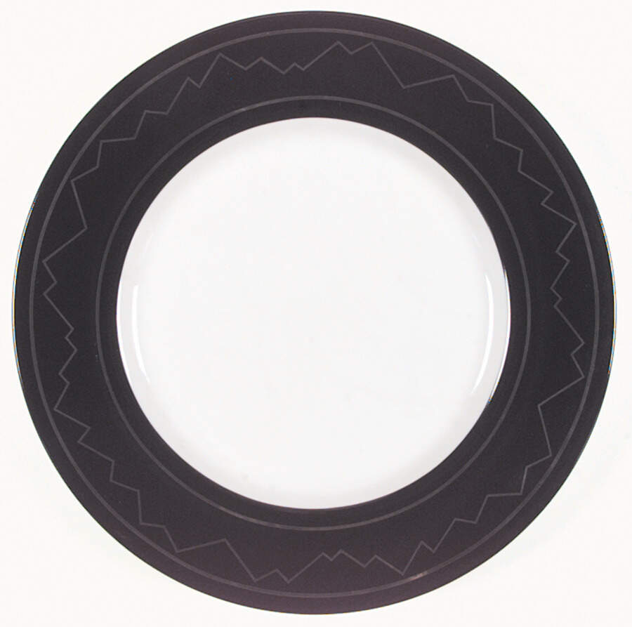 Eclair Noire Dinner Plate by Sasaki-1