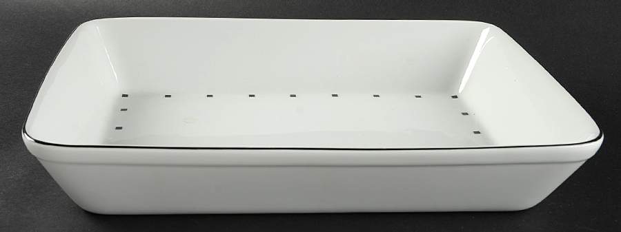 Metropolis Black 13" Lasagna by Sasaki-1