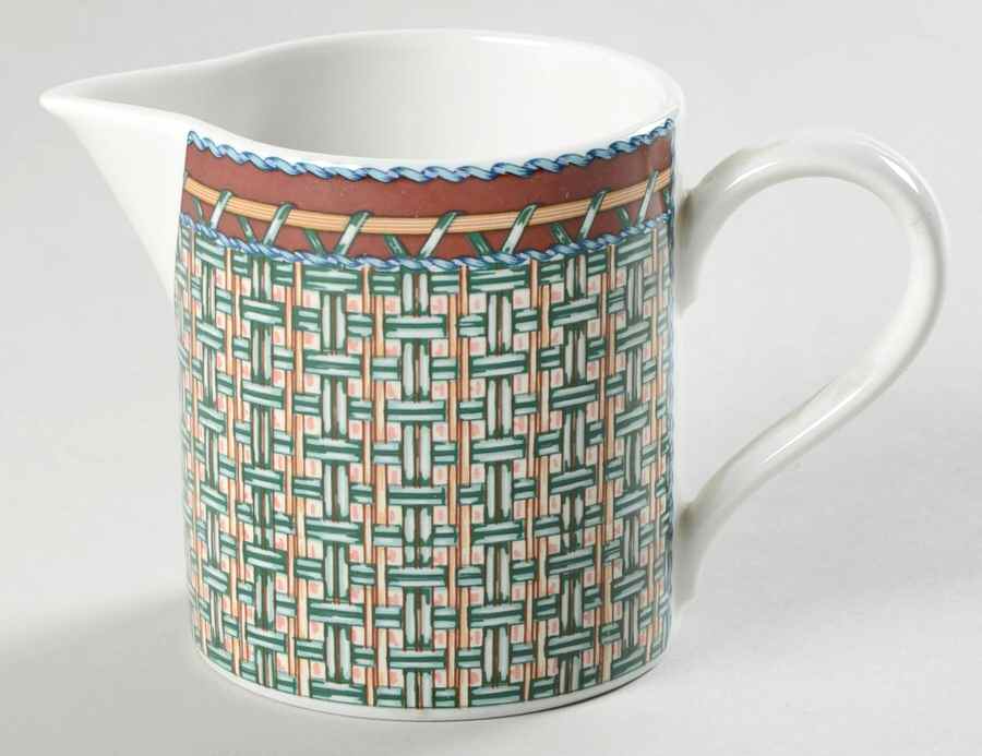 Montauk Creamer by Sasaki-1