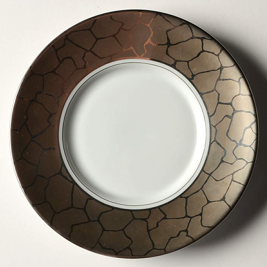 Moonscape Saucer by Sasaki-1
