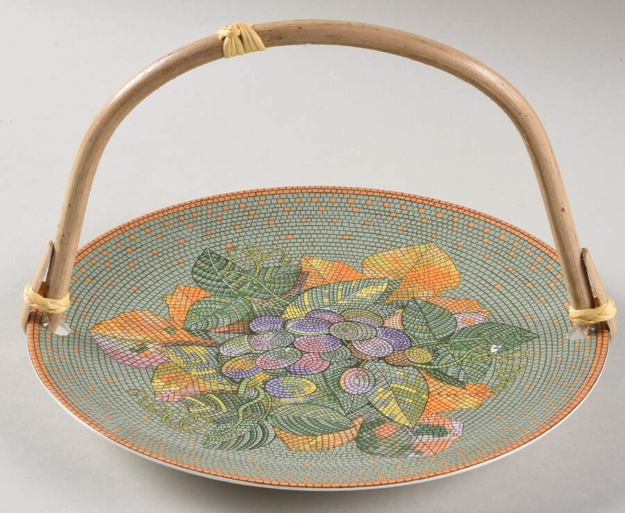 Ravenna 5 3/8"-5 5/8" Bamboo Handled Serving Plate  HC by Sasaki-1