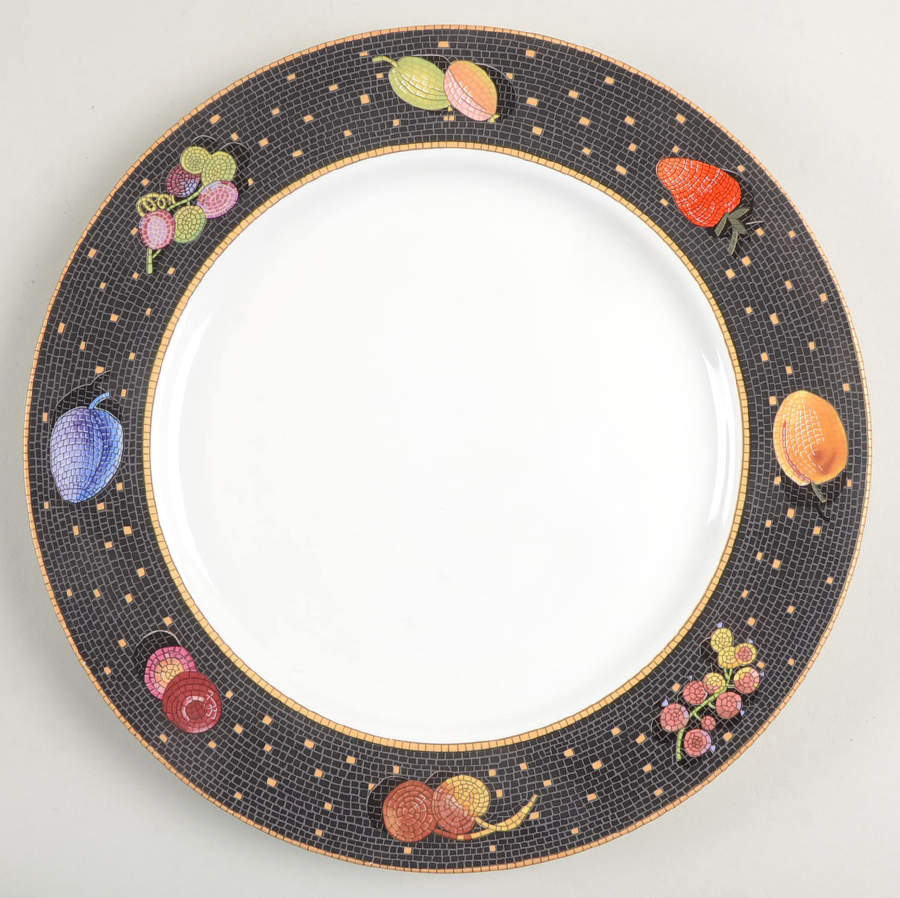 Ravenna Charcoal Dinner Plate by Sasaki-1