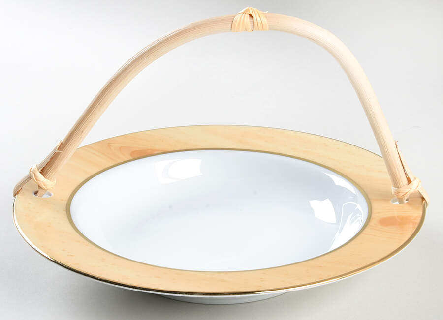 Sirius 7''-7 1/4'' Basket W/Bamboo Handle HC by Sasaki-1