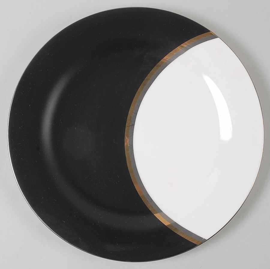 Tucano Black 12" Chop Plate (Round Platter) by Sasaki-1