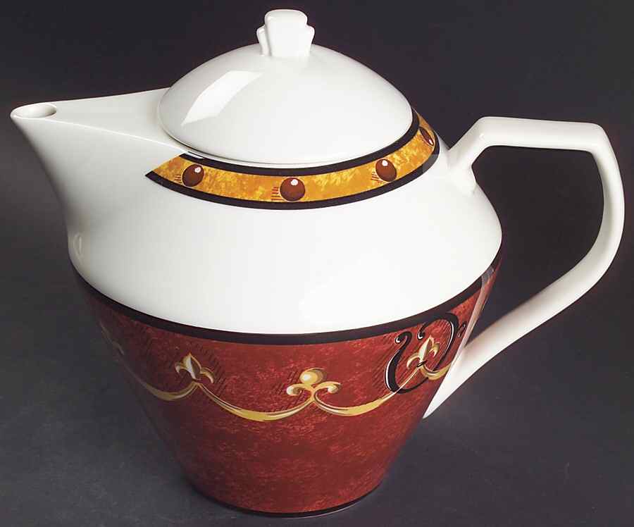 Villa De Fortuna Coffee Pot & Lid by Sasaki-1