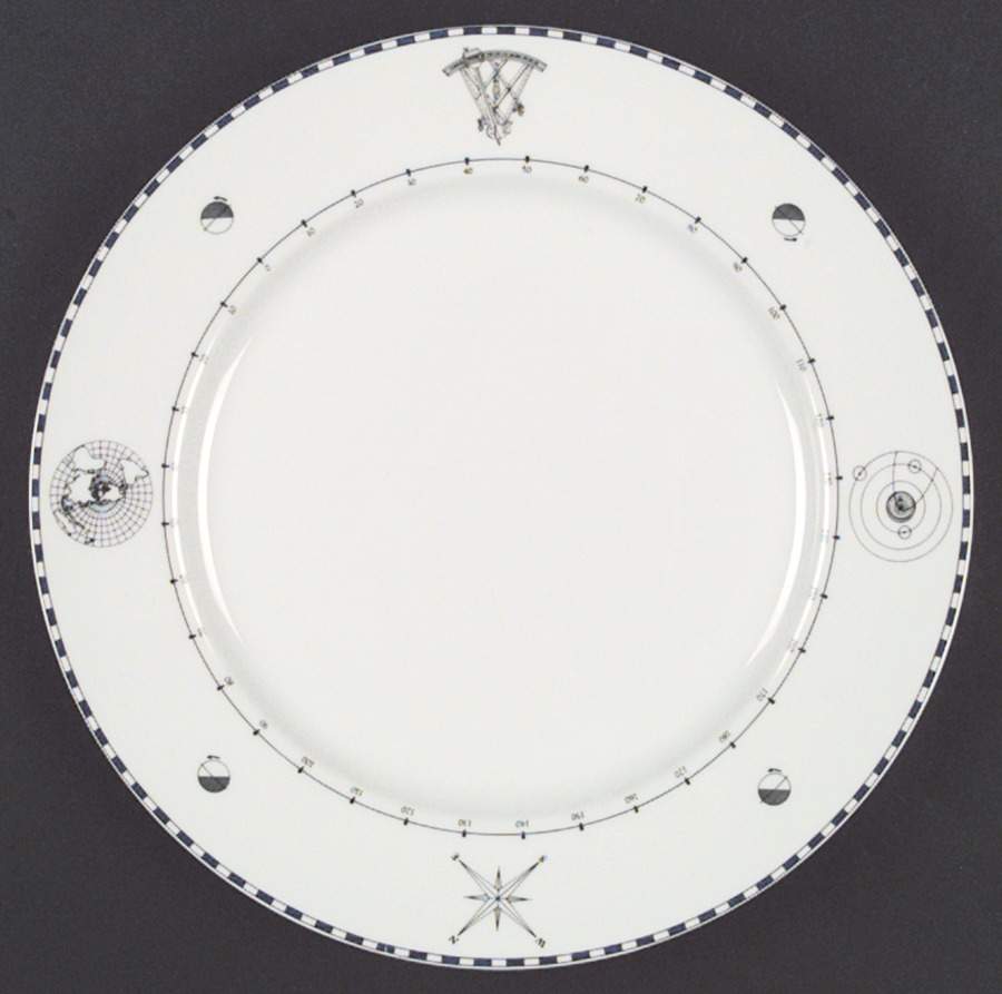 World View Dinner Plate by Sasaki-1