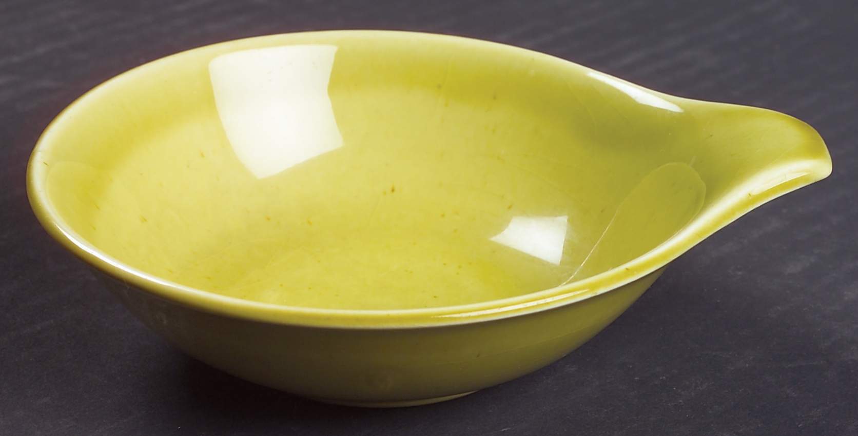 American Modern Chartreuse Lugged Fruit/Dessert (Sauce) Bowl by Steubenville-1