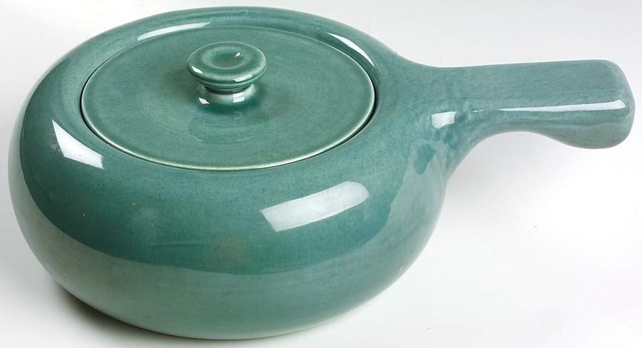 American Modern Seafoam Green 2 Qt Round Covered Casserole by Steubenville-1