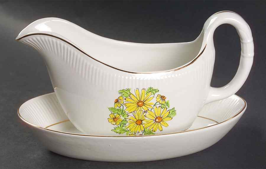 Summertime Gravy Boat & Underplate/Relish by Staffordshire-1