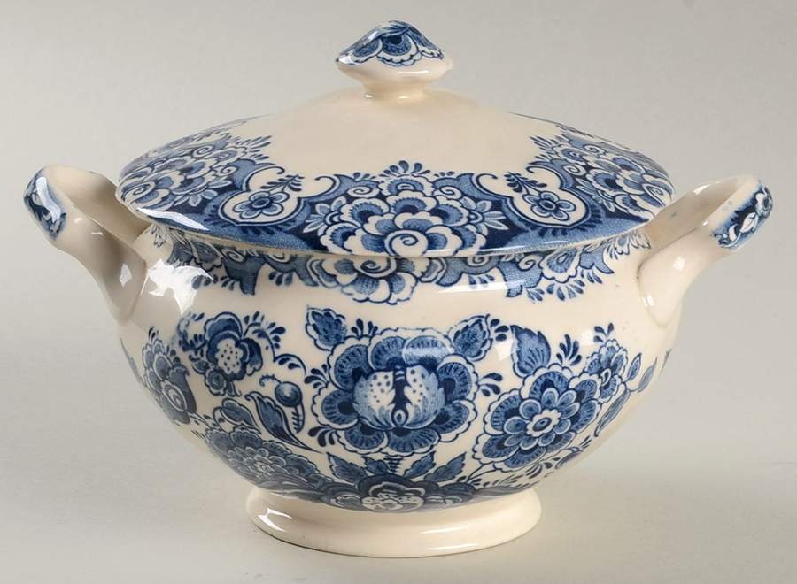 Sudbury Square Blue Sugar Bowl & Lid by Sears-1