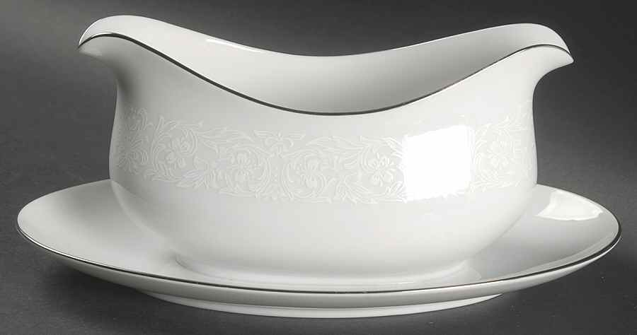 Brocade Gravy Boat with Attached Underplate by Style House-1
