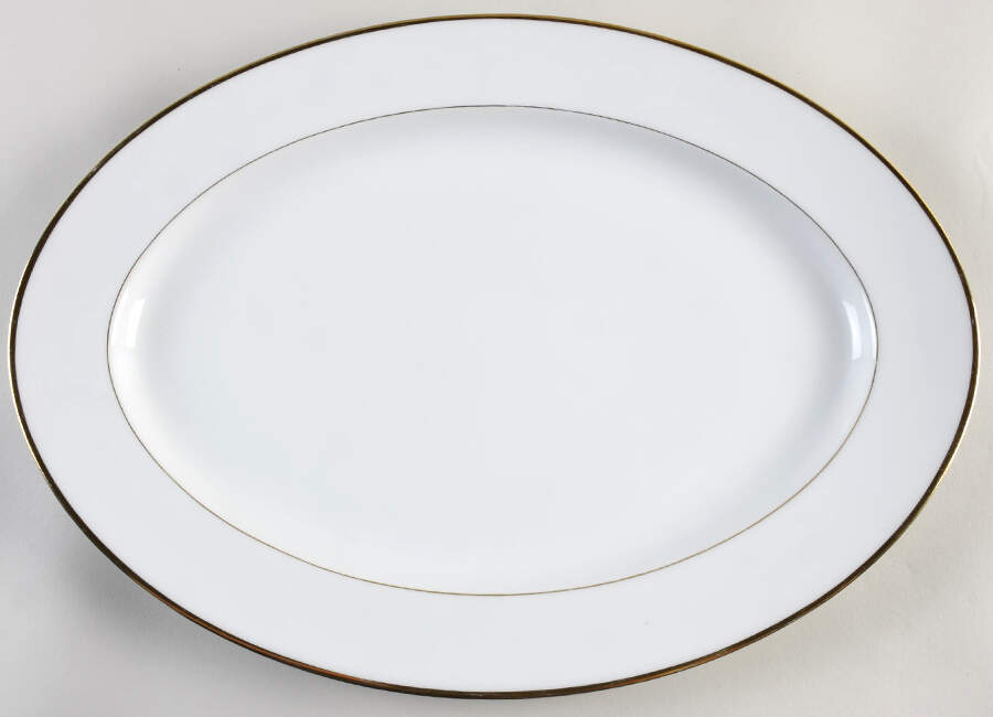 Bridal Wreath 16" Oval Serving Platter by Style House-1