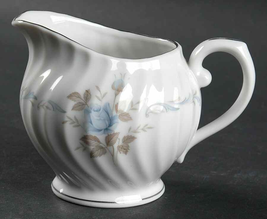 Carillon Creamer by Style House-1