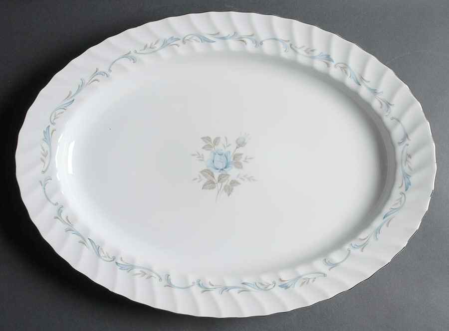 Carillon 16" Oval Serving Platter by Style House-1