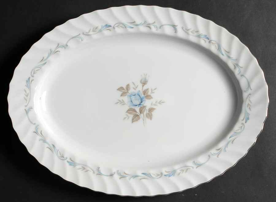 Carillon 14" Oval Serving Platter by Style House-1