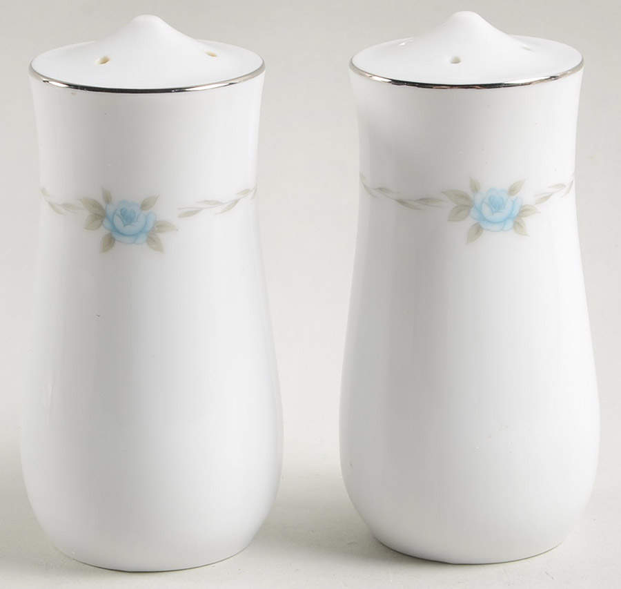 Corsage Salt & Pepper Set by Style House-1
