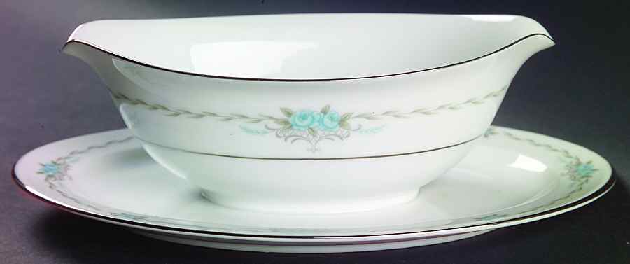 Corsage Gravy Boat with Attached Underplate by Style House-1