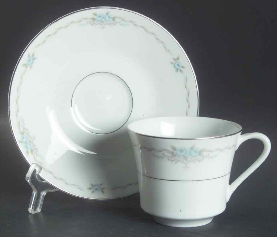 Corsage Flat Cup & Saucer Set by Style House-1