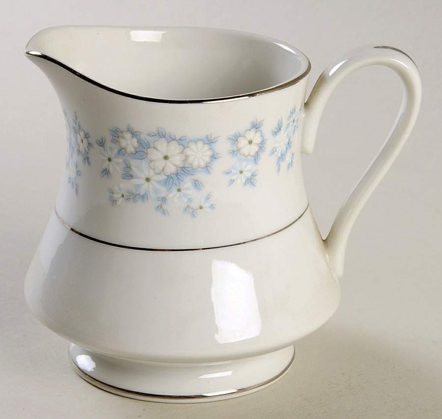Damask (Rim Shape) Creamer by Style House-1