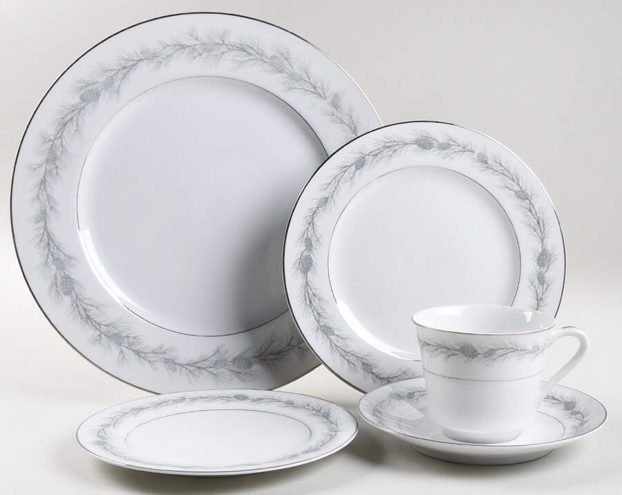 Duchess 40 Piece Estate Set by Style House-1