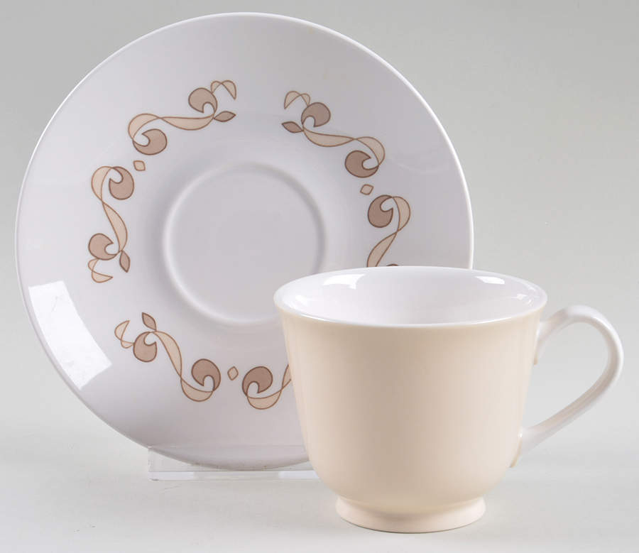 Juno Footed Cup & Saucer Set by Style House-1