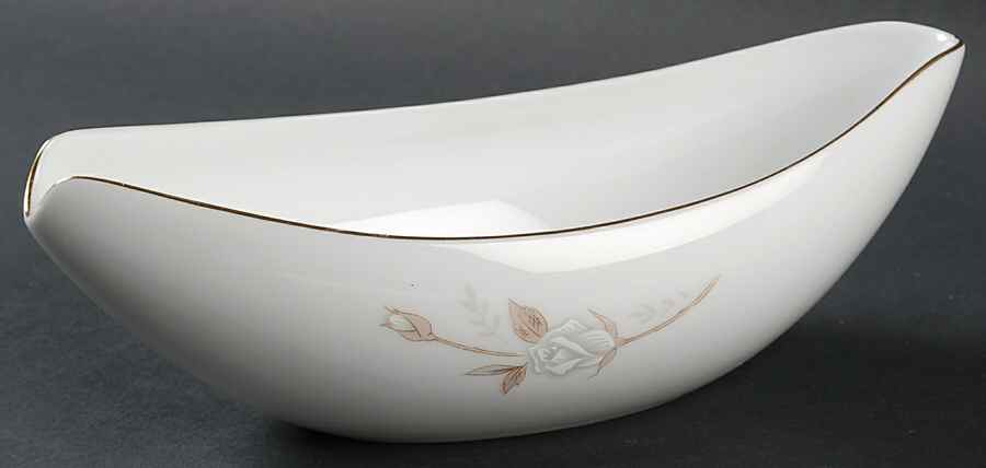 Lady Fair Gravy Boat by Style House-1