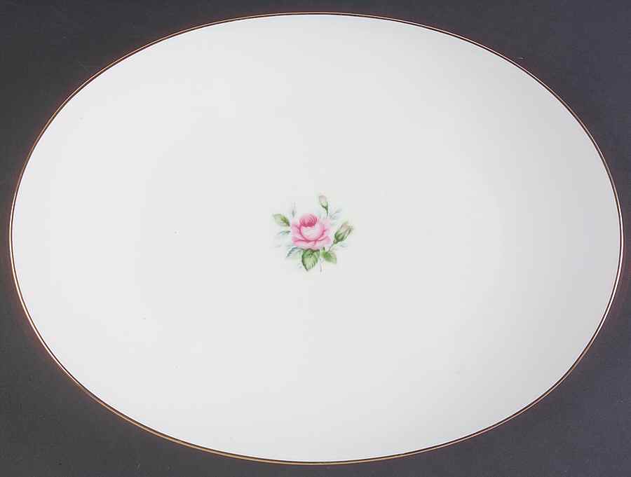 Miniver 15" Oval Serving Platter by Style House-1