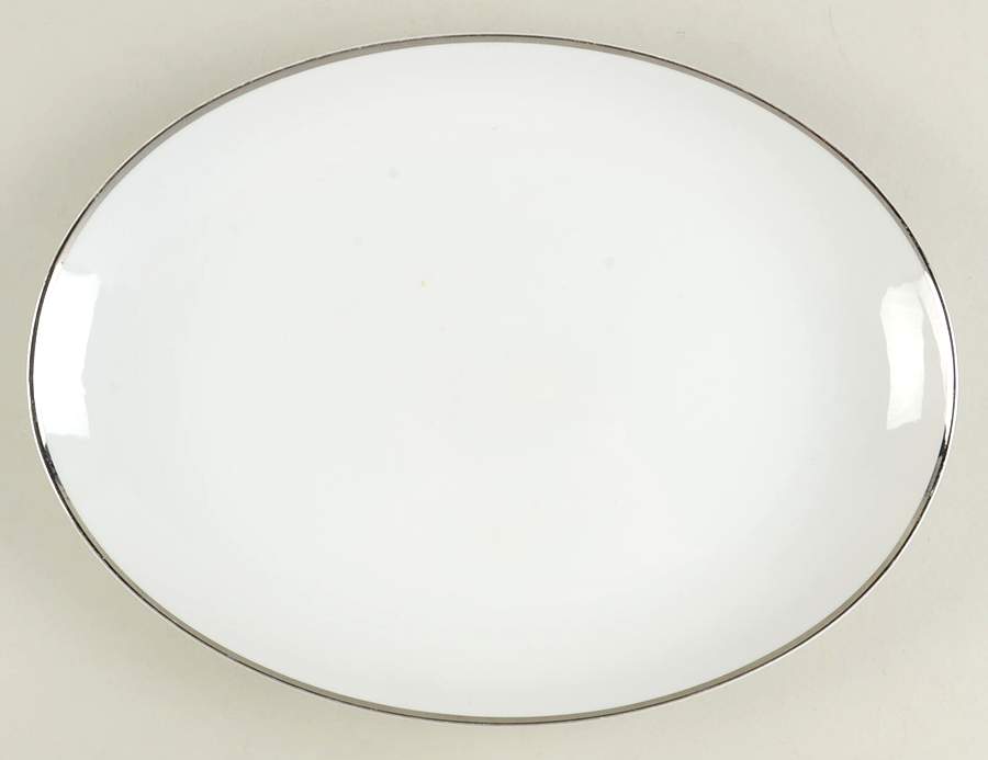 Moonglow 14" Oval Serving Platter by Style House-1
