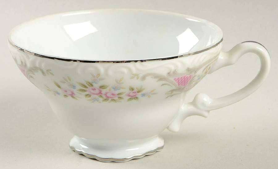 Pompadour Footed Cup by Style House-1